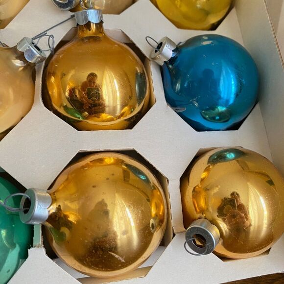 Vintage Pyramid Glass Ornaments Set of 12 Gold Yellow Blue Green Shiny with Box - Picture 5 of 10